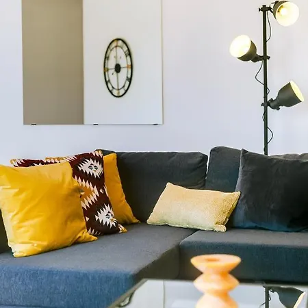 The Nest - Sea View - *
