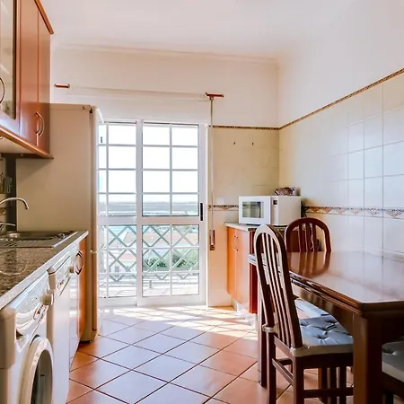 The Nest - Sea View -